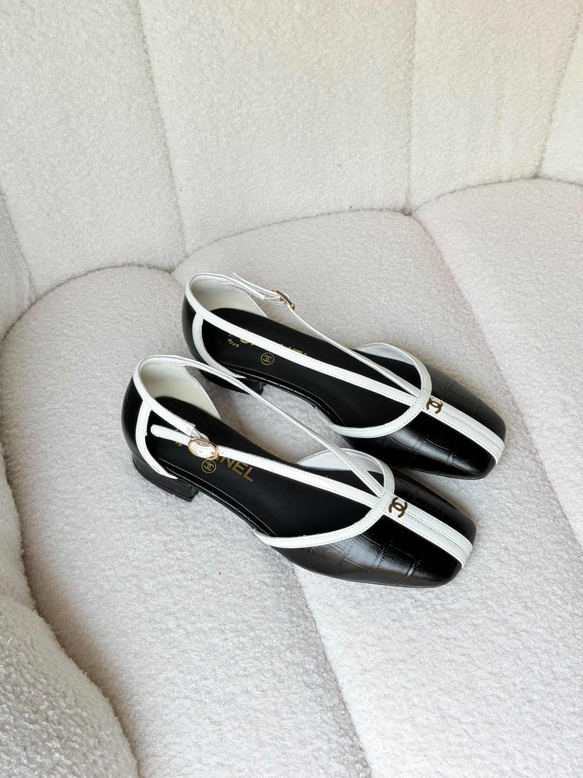 CHANEL