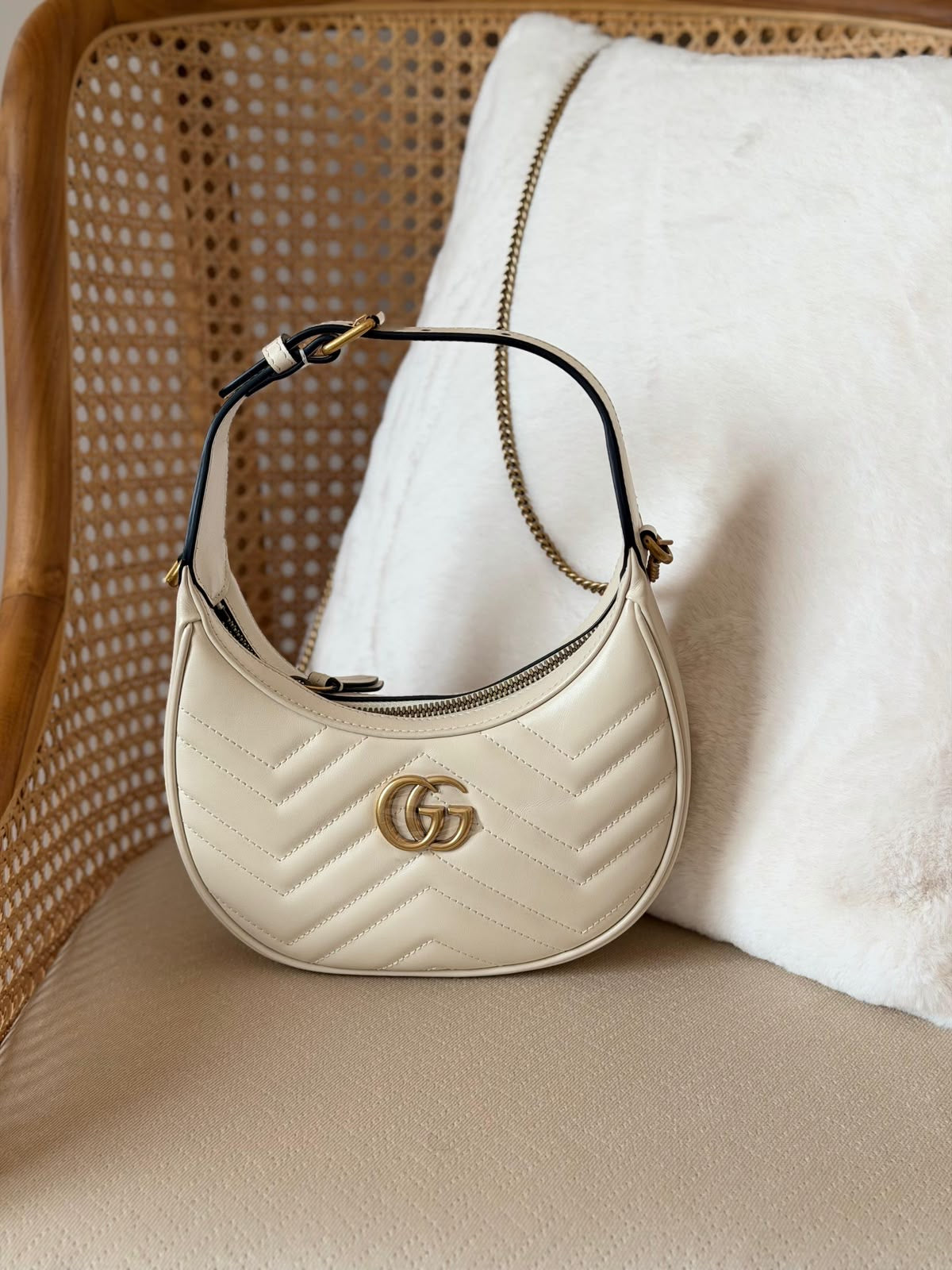 GUCCI GG marmont circle