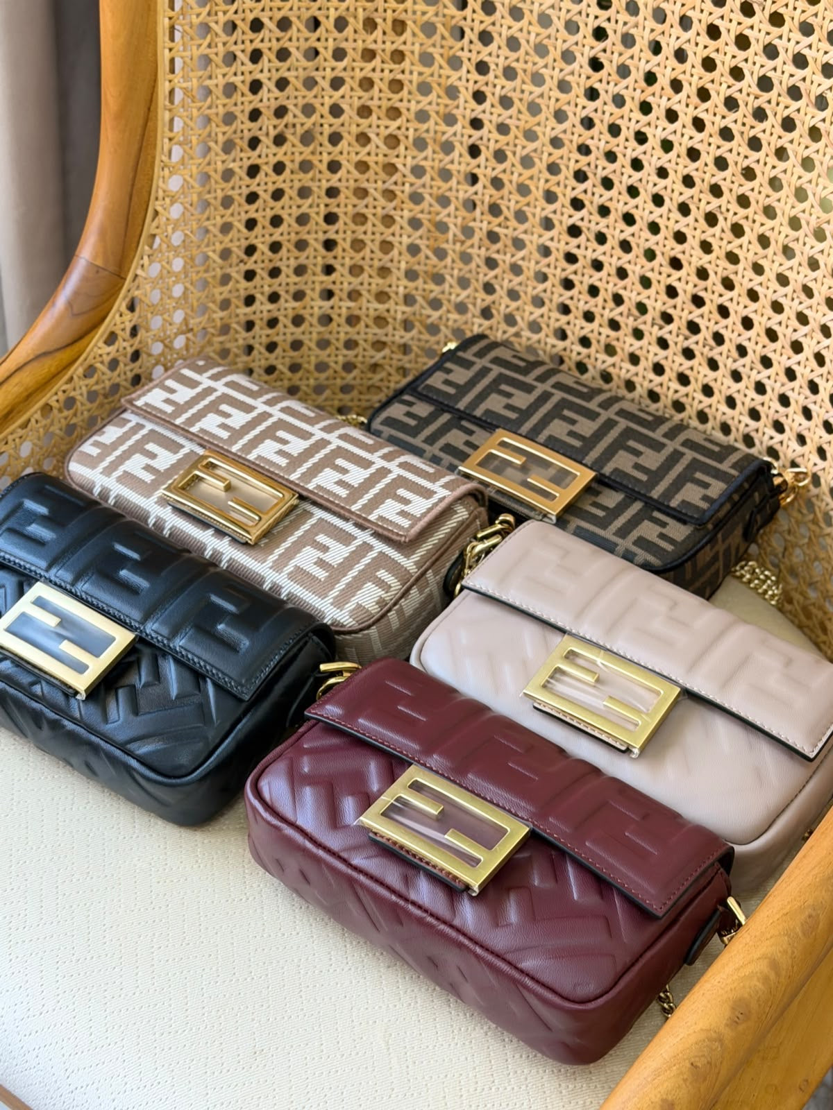 Fendi Baguette bag 19 CM