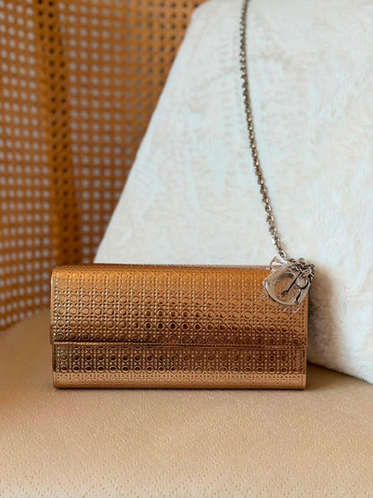 DIOR clutch