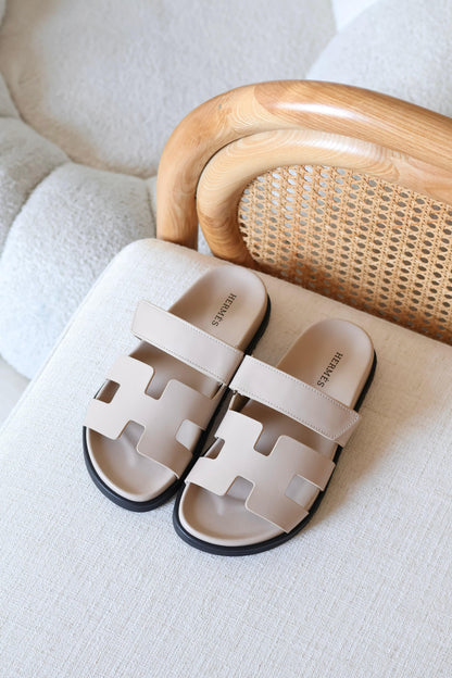 Hermès Chypre sandals