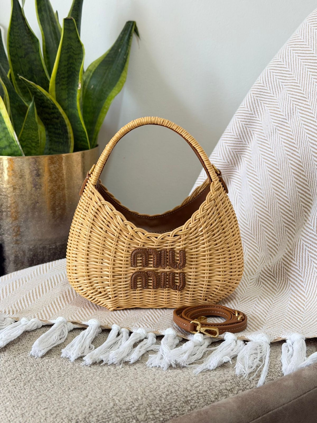 Miu Miu Wander wicker handbag 22CM