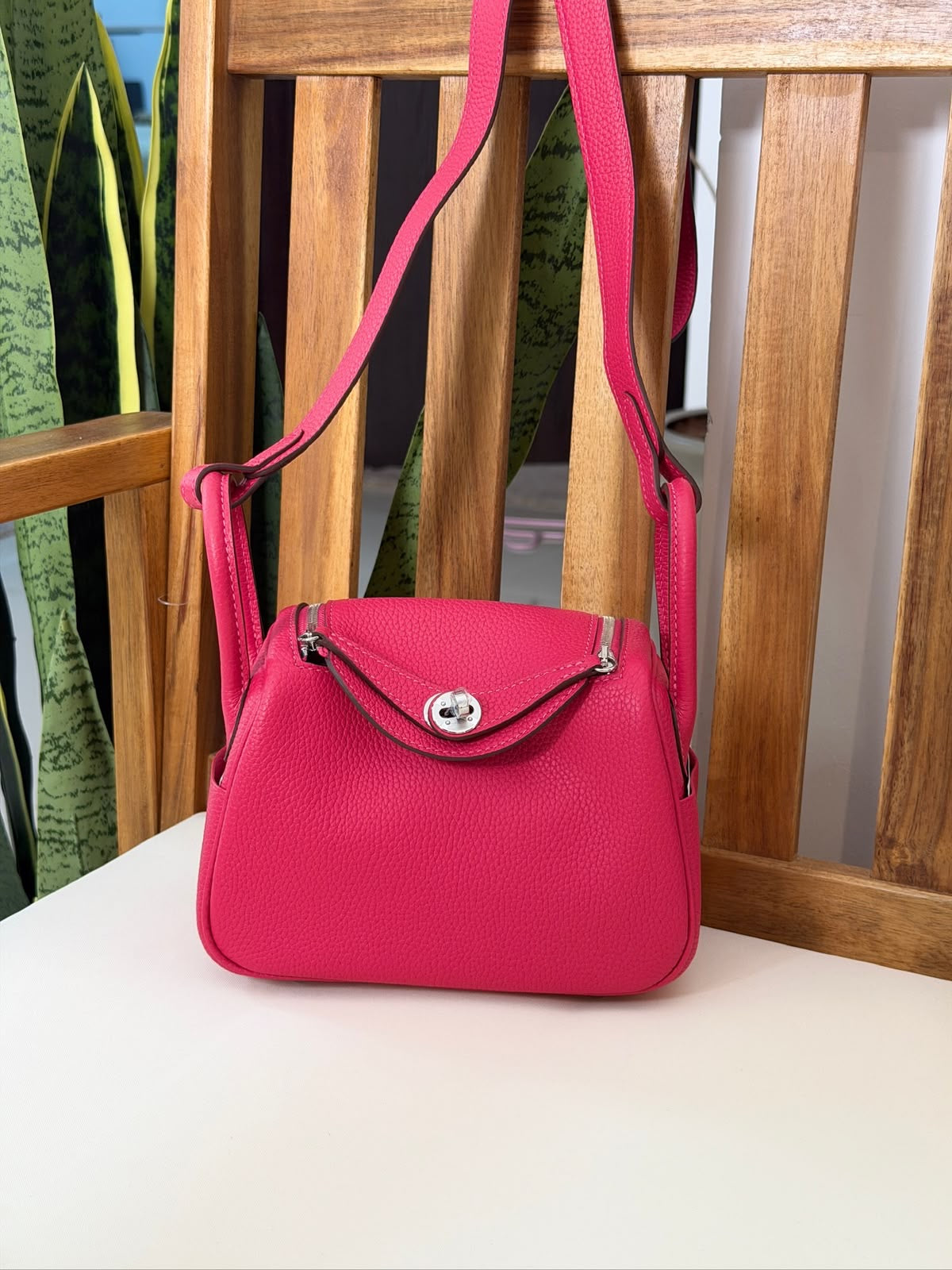 Hermès Mini Lindy bag