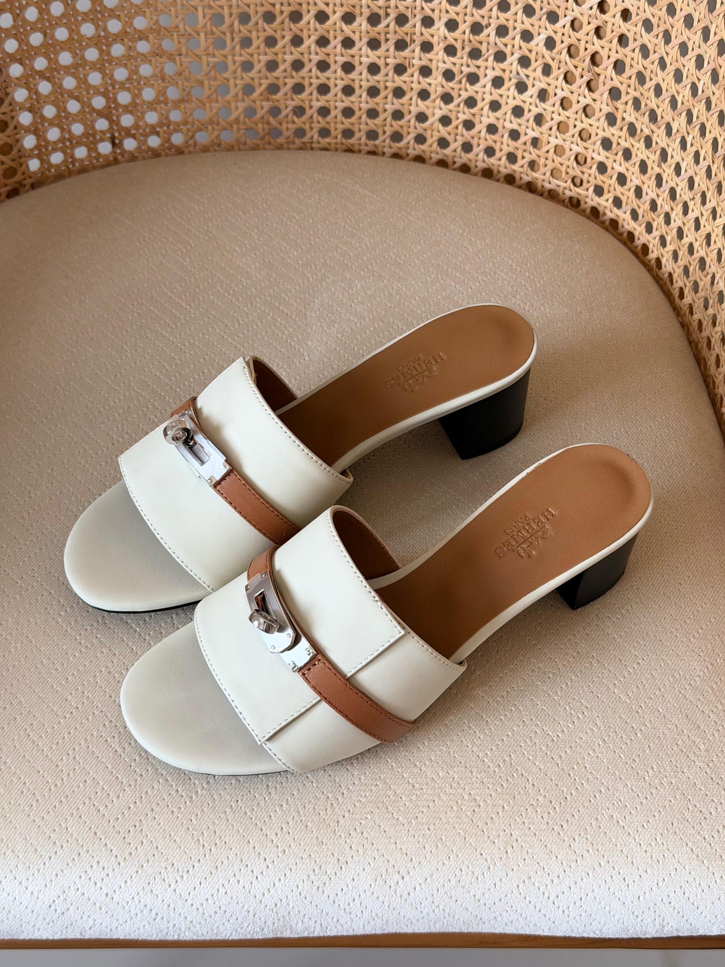 Hermès Gigi 50 sandals