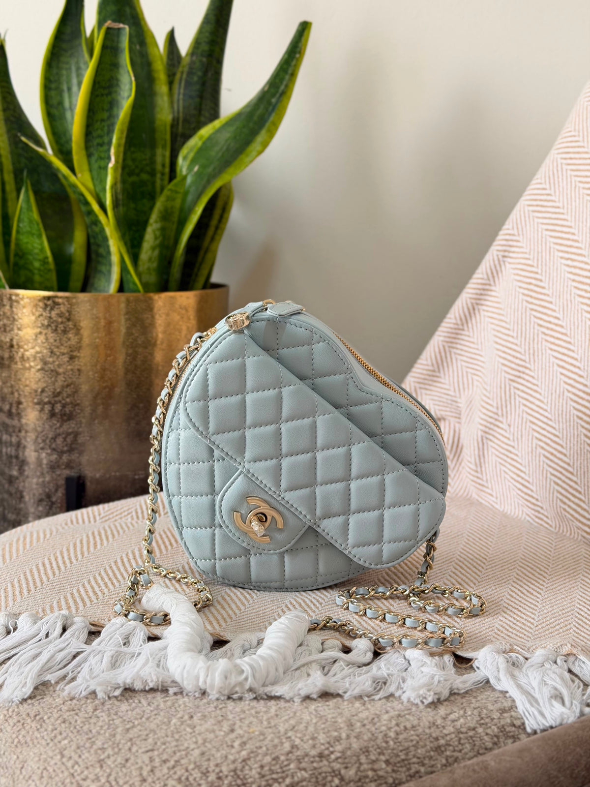 Chanel Heart Bag 18 CM
