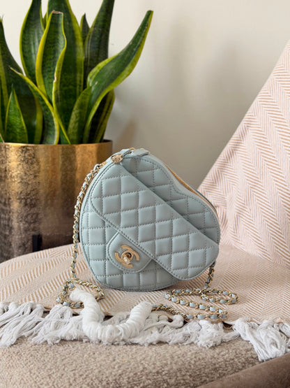 Chanel Heart Bag 18 CM