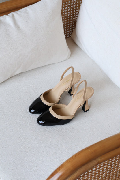 Chanel heels 👠