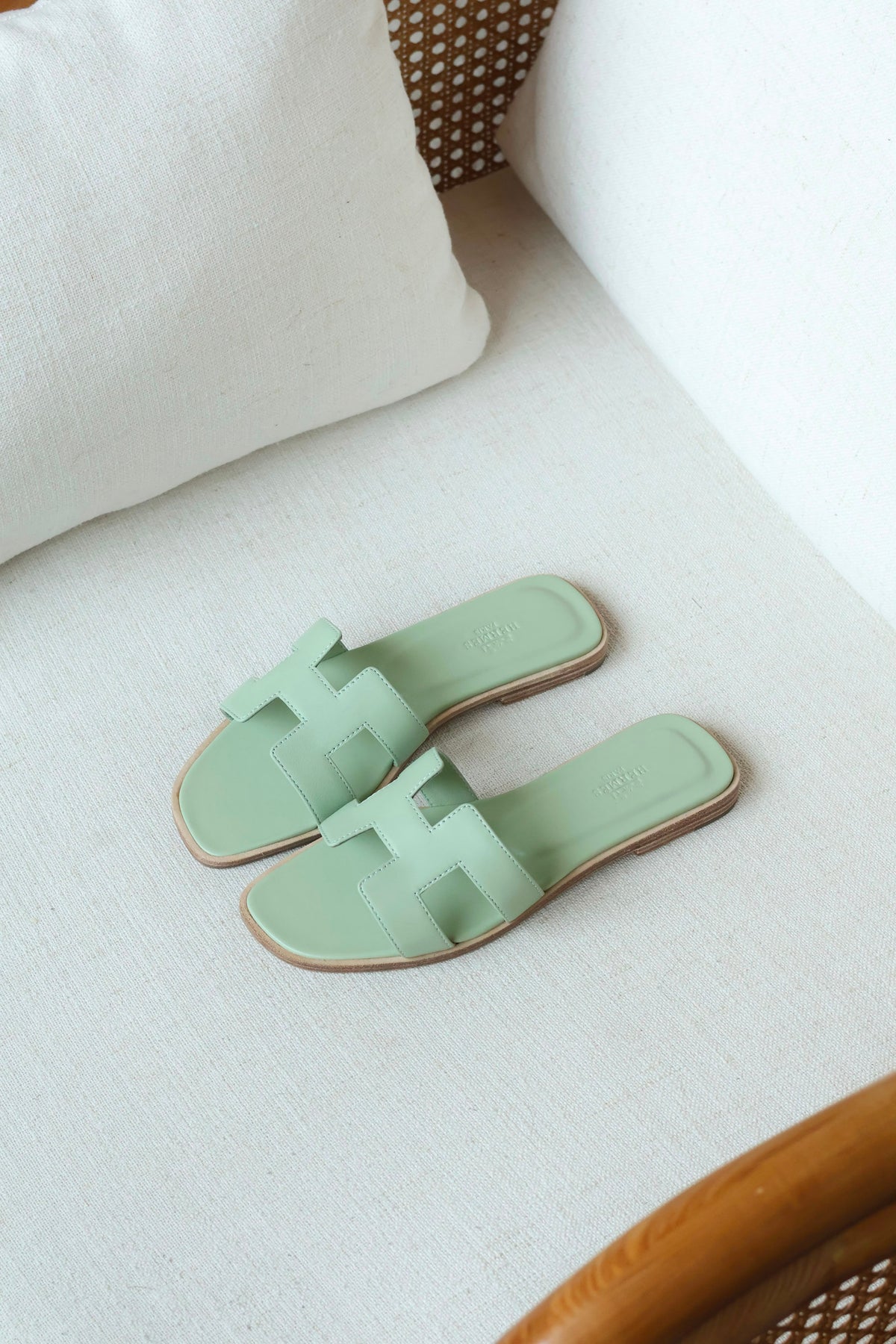 Hermès Oran sandals