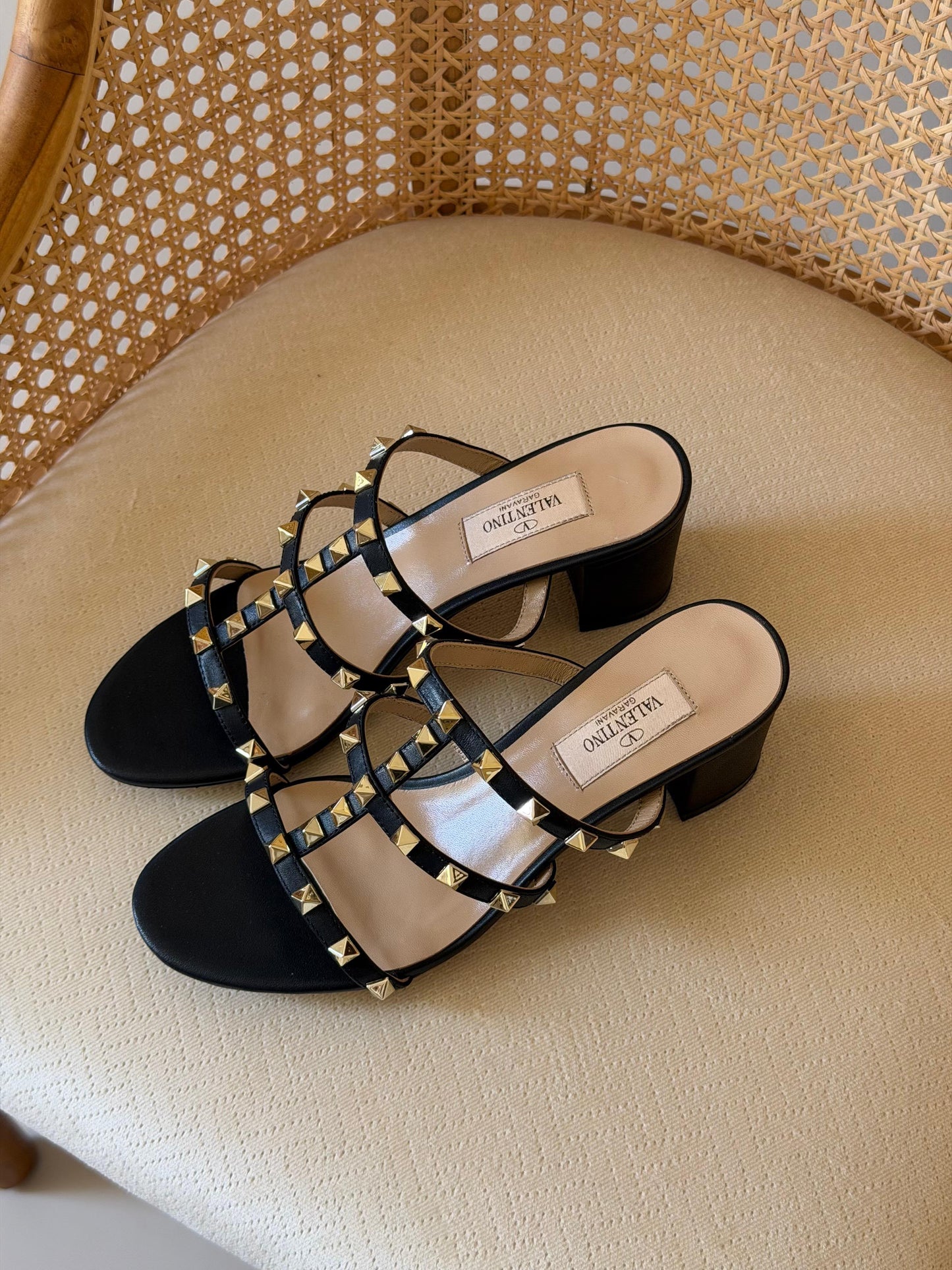 VALENTINO