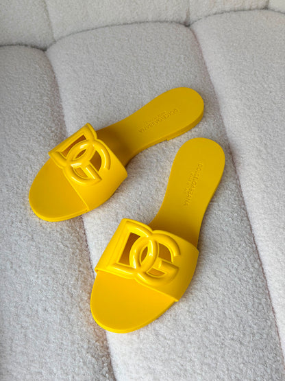 Dolce & Gabbana DG logo rubber slides