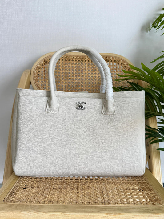 Chanel 35 CM