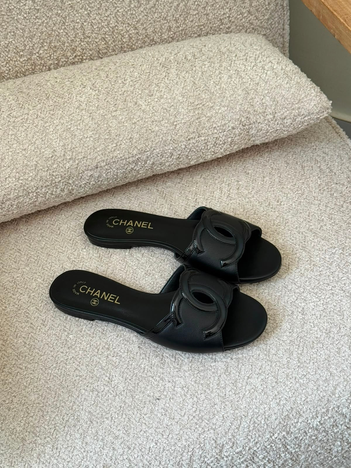 CHANEL