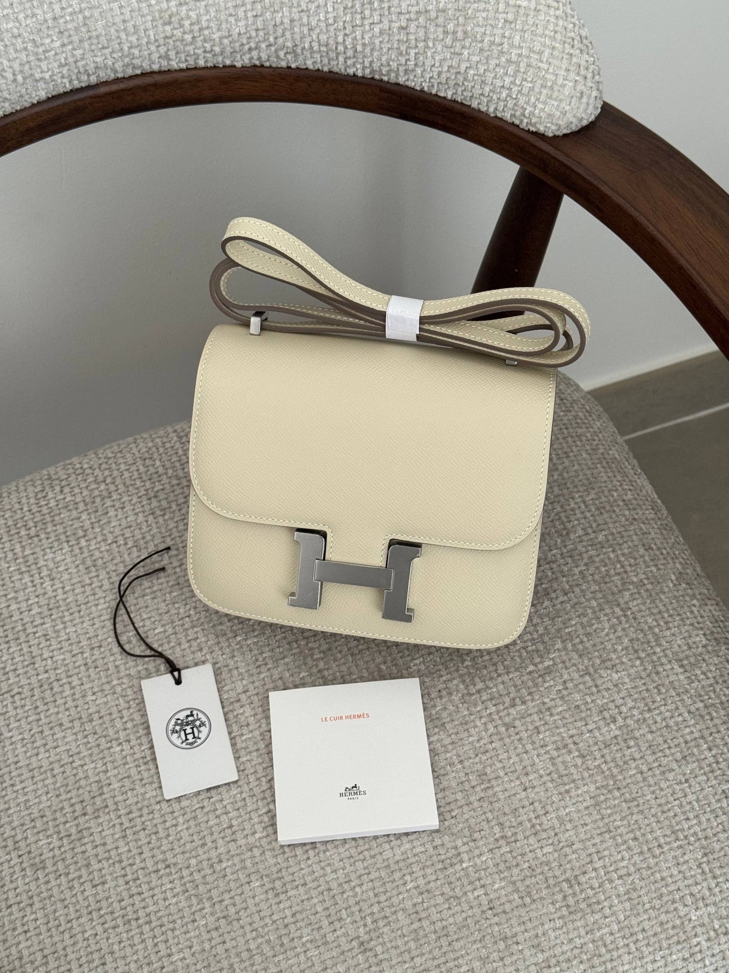 HERMES constance 18 CM 🧵