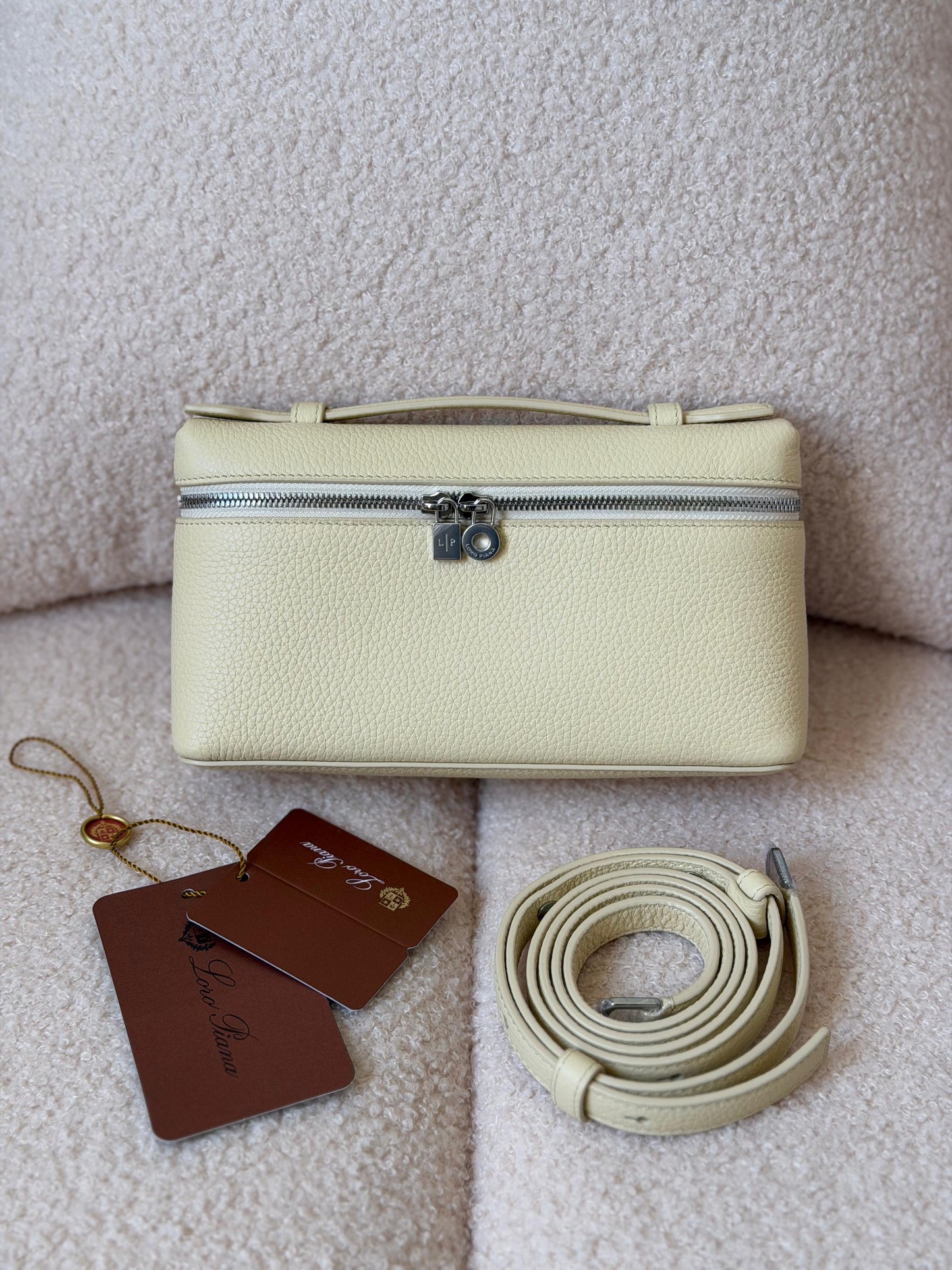 Loro piana LP19 calfskin