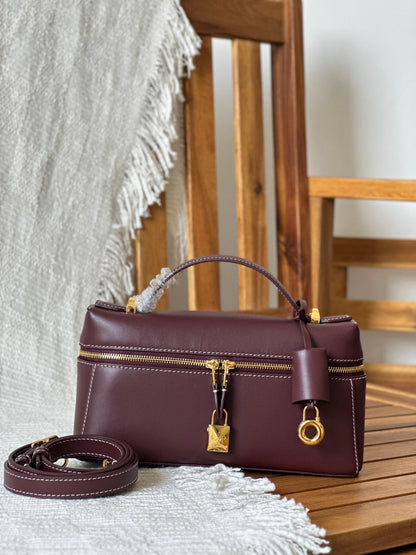 LORO PIANA 🧳