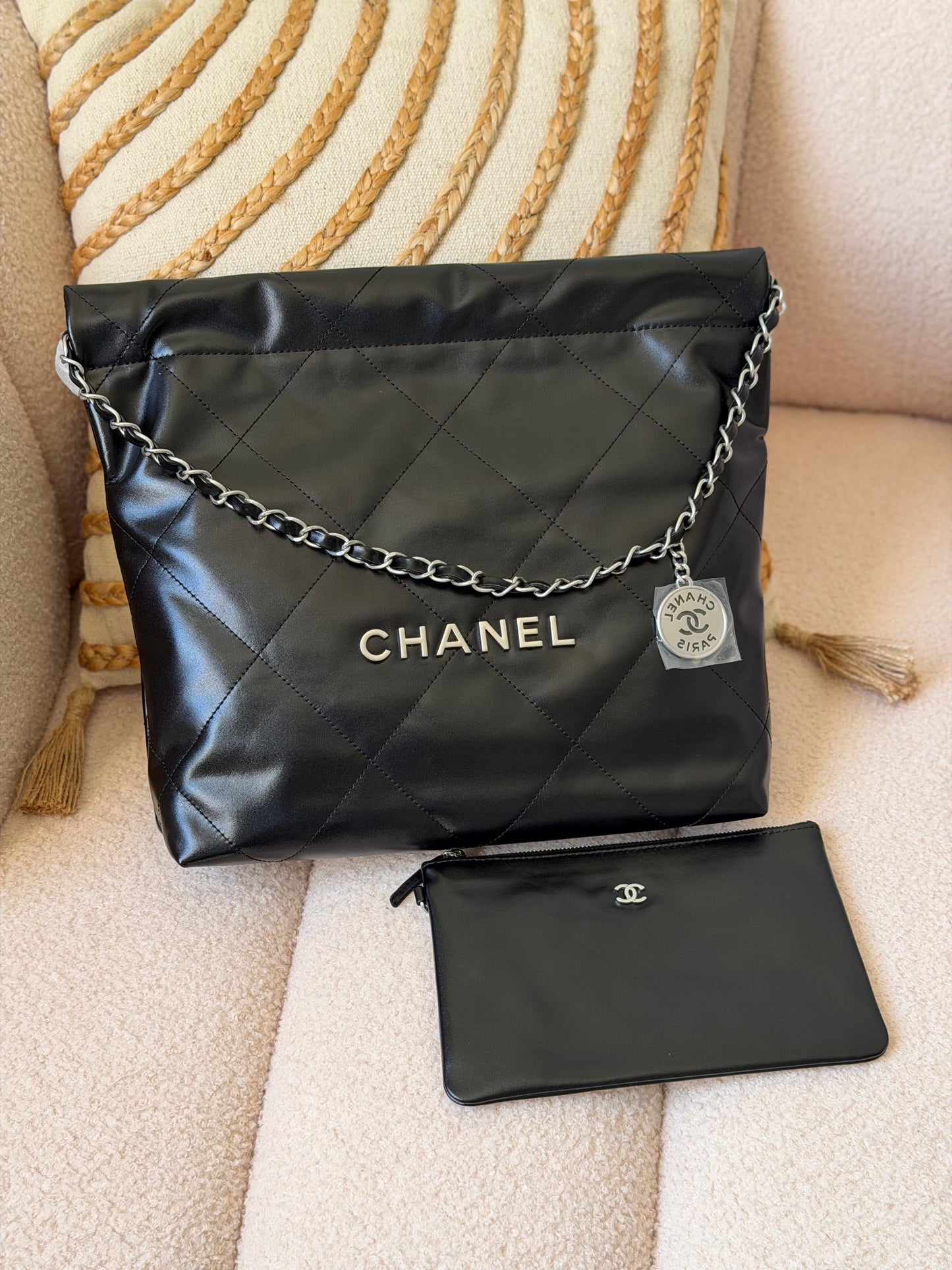 Chanel 22 small 32 CM