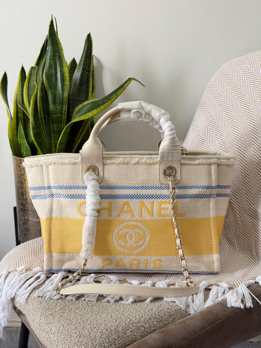 Chanel Deauville tote  34 CM