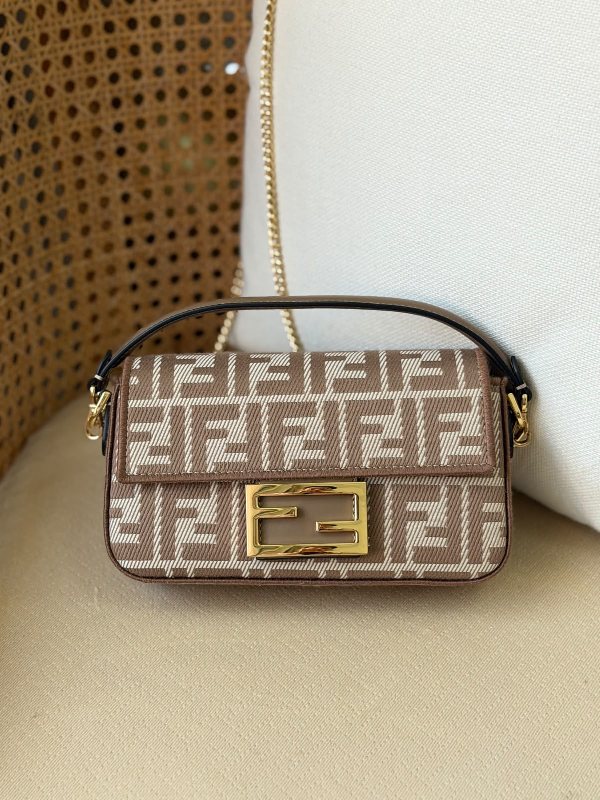 Fendi Baguette bag 19 CM