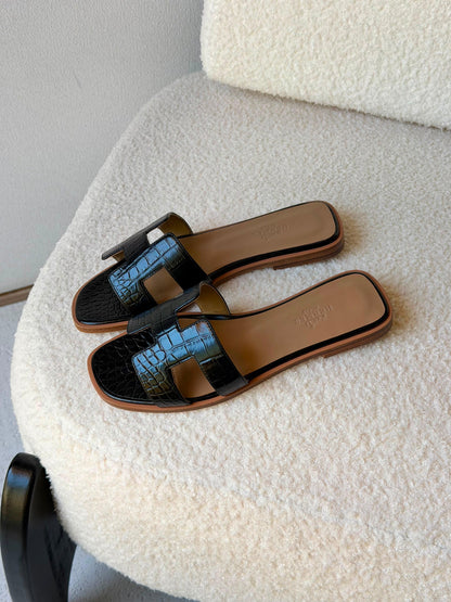 Hermès Oran flat sandals