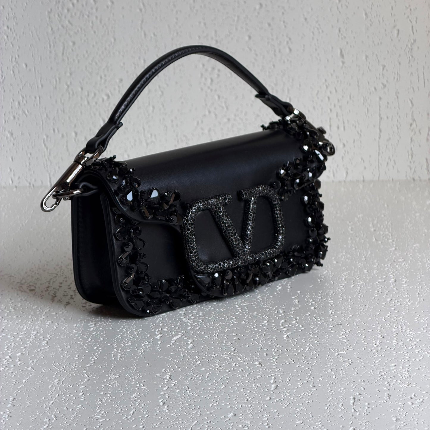VALENTINO Garavani Locò bag 20 CM
