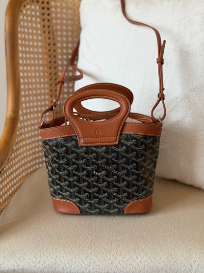 New collection GOYARD