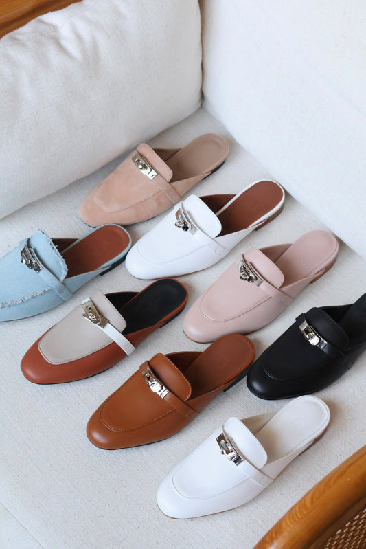 Hermès Oz loafers featuring