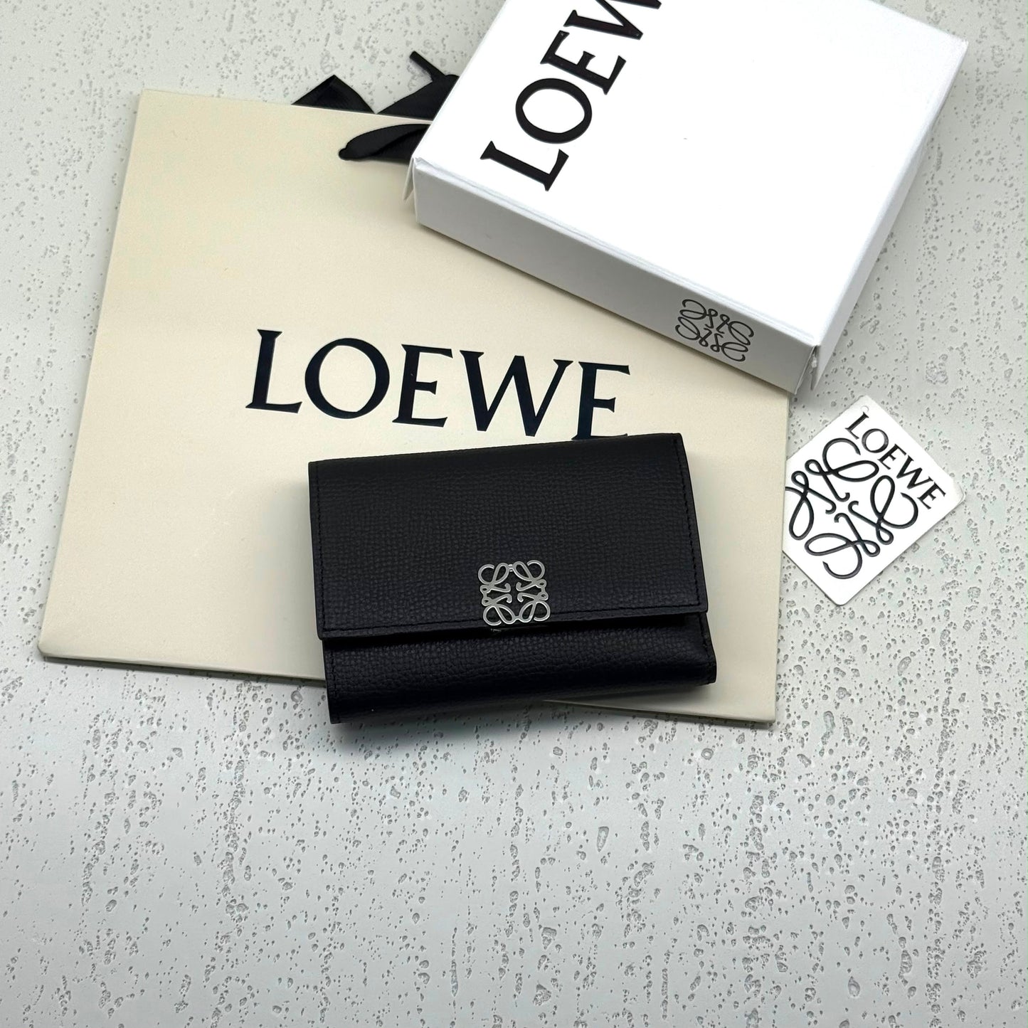 LOEWE Small Vertical Wallet