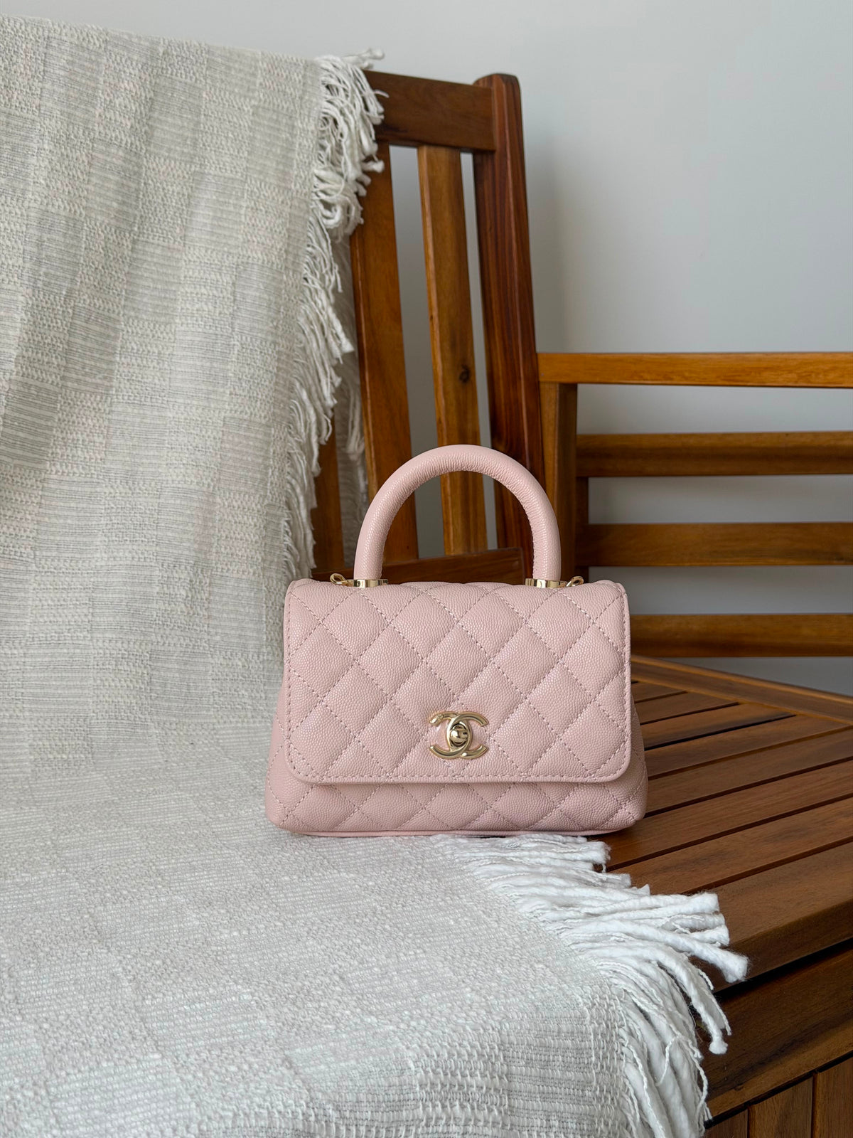 Chanel Coco Handle bag 19CM