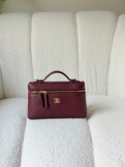 calfskin Chanel vanity case top handle 19 CM