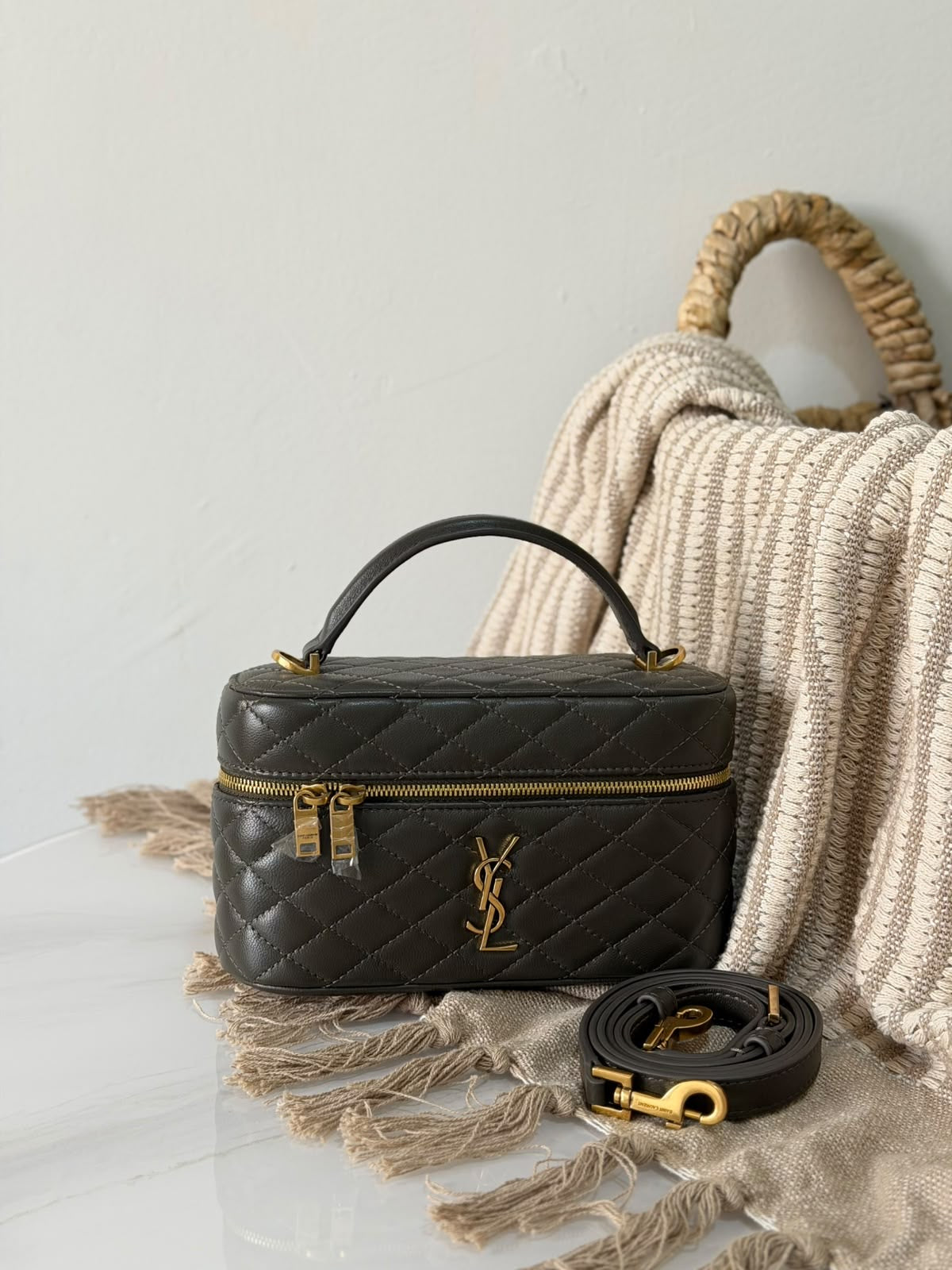 Saint Laurent Gaby mini vanity bags made of quilted lambskin leather 19CM