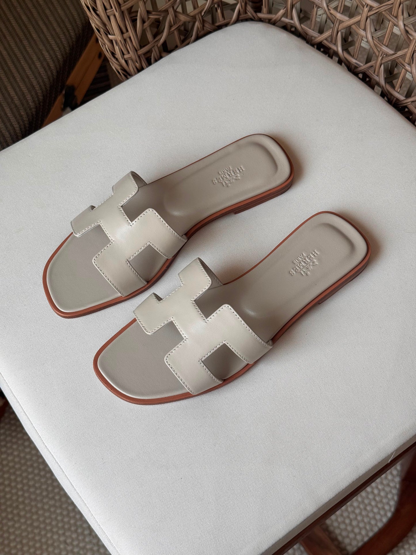 Hermès Oran sandals