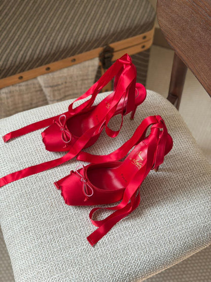 Christian Louboutin Cassia Lace-Up 100 mm Pumps
