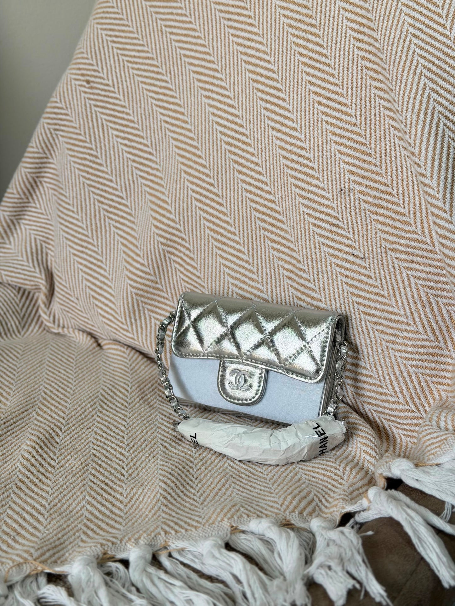Chanel mini chain card holder 11CM