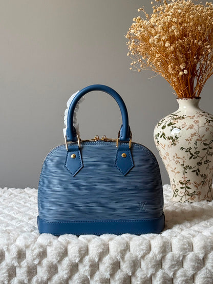 Louis Vuitton Alma BB bag