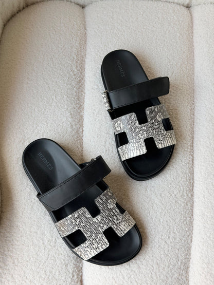 Hermès Chypre sandals in textured leather