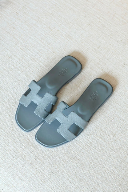 Hermès Oran sandals