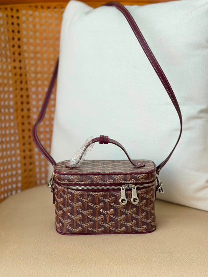 GOYARD makeup 💄 bag 20 CM