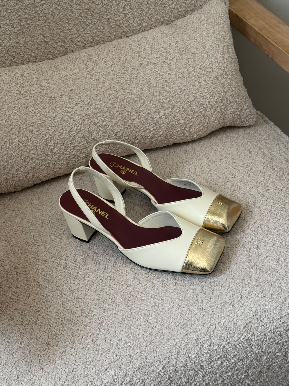 CHANEL