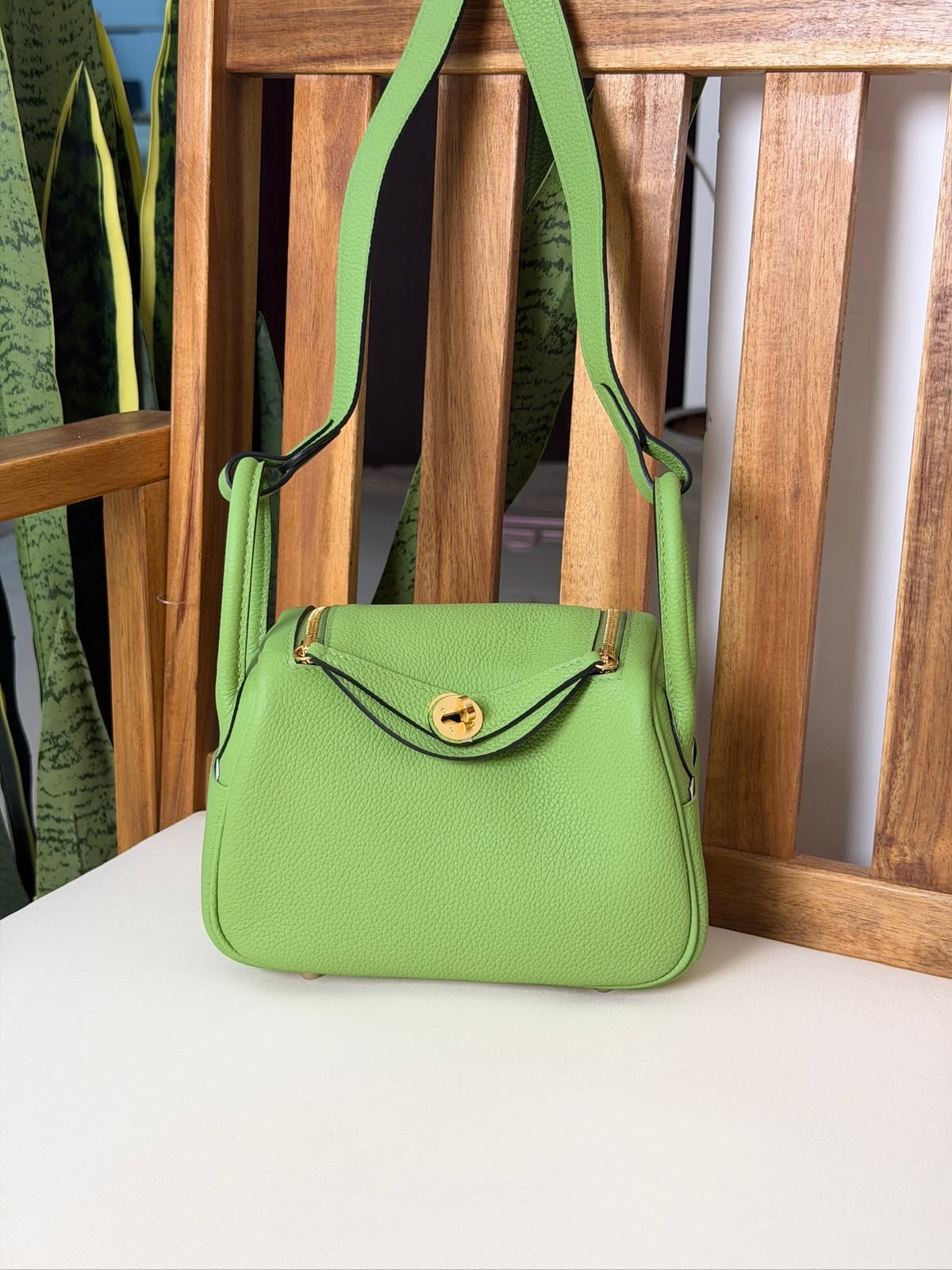 Hermès Mini Lindy bag
