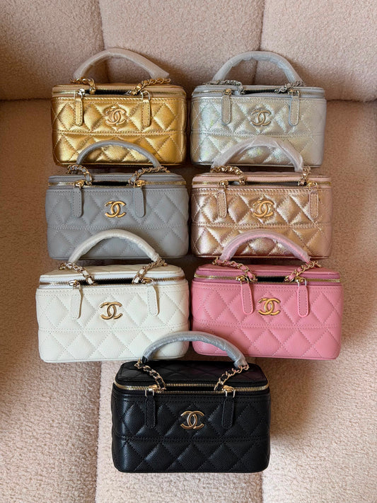 Chanel makeup 💄 bag 16 CM