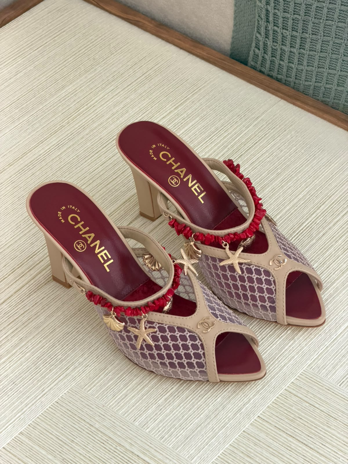 CHANEL