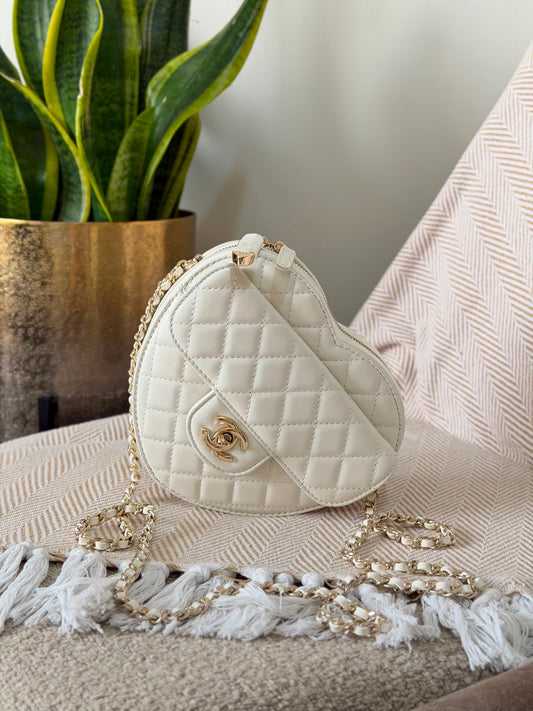 Chanel Heart Bag 18 CM