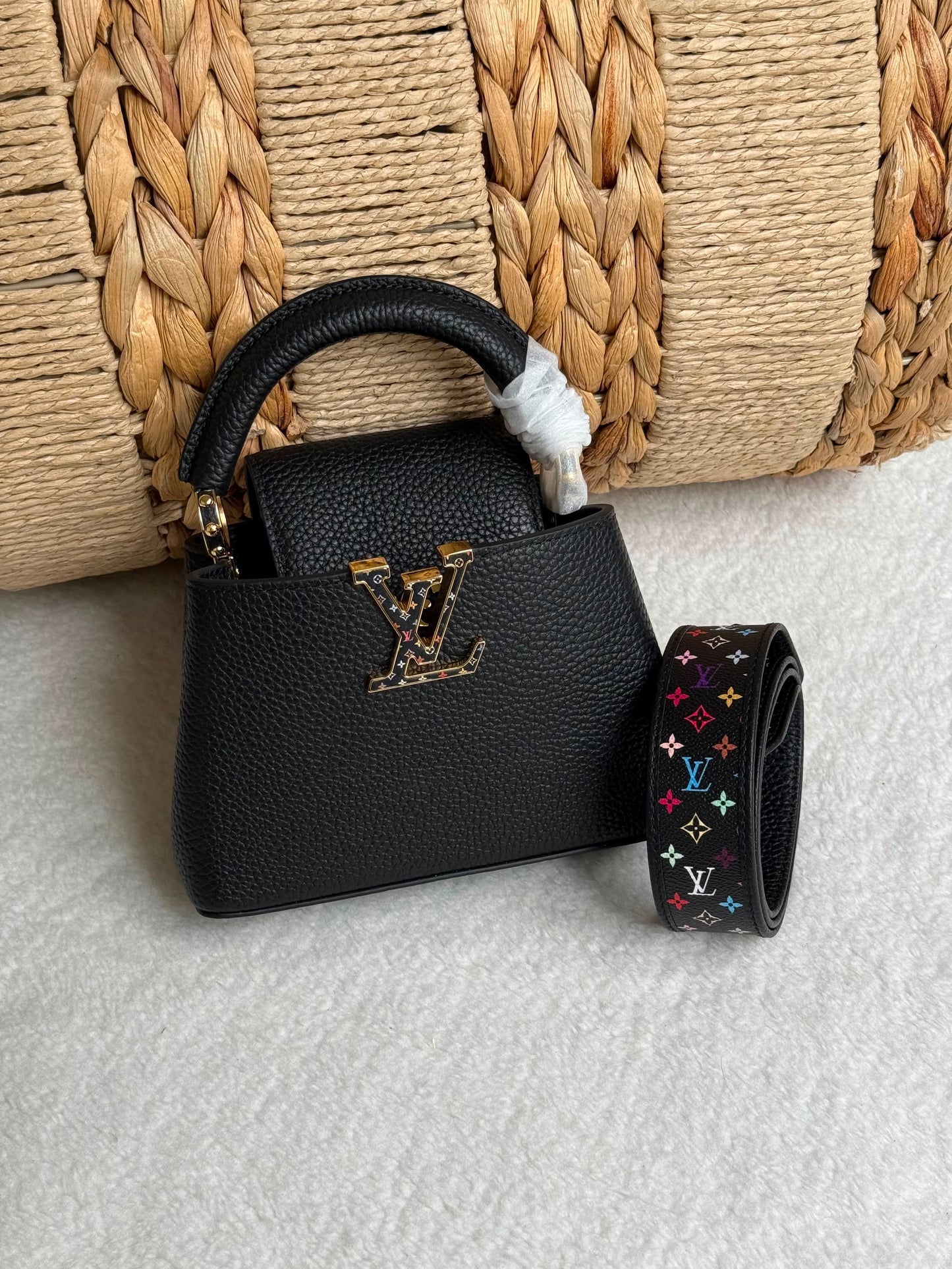 LV  handbag