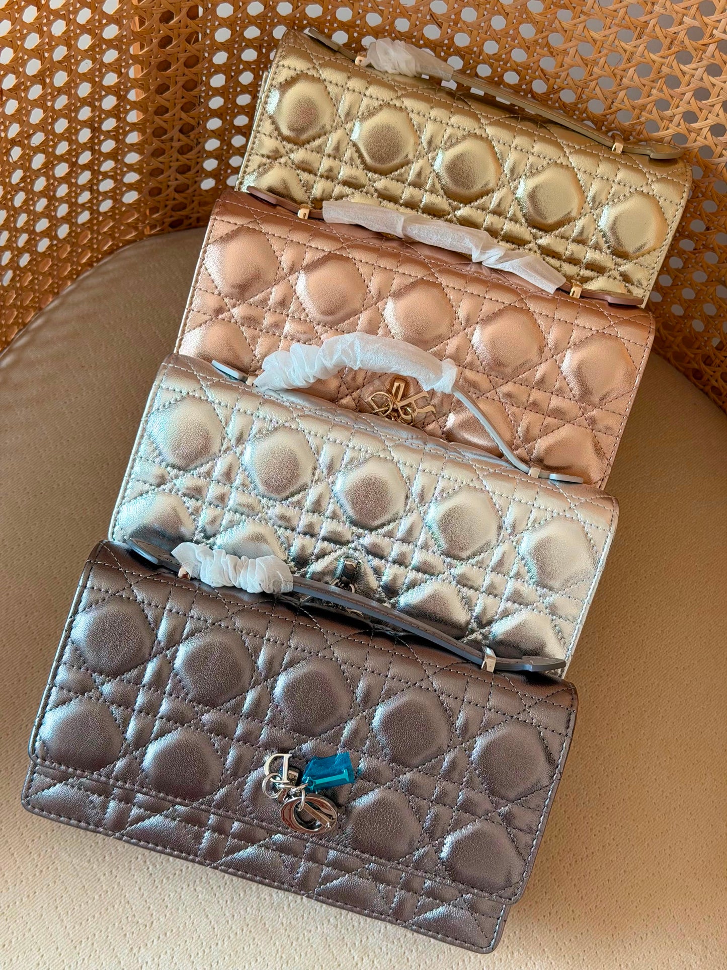 Miss DIOR lamp skin