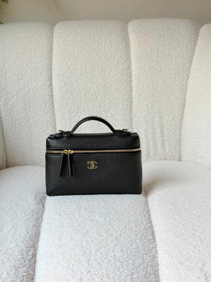 calfskin Chanel vanity case top handle 19 CM