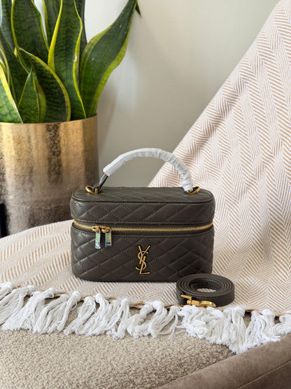 Saint Laurent Gaby mini vanity bags made of quilted lambskin leather 19CM