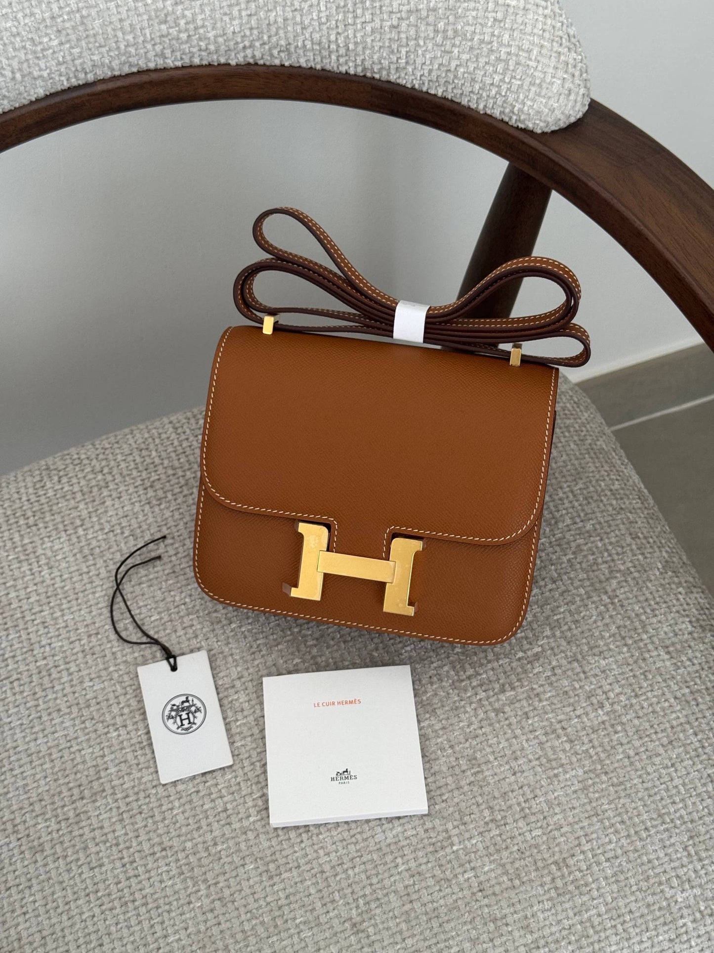 HERMES constance 18 CM 🧵