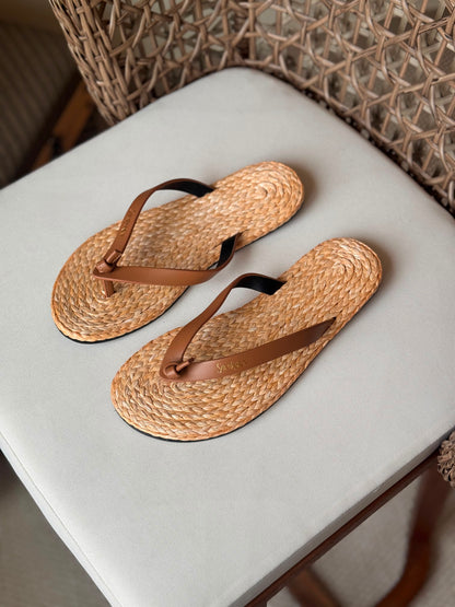Saint Laurent Pool Flip-Flops in Smooth Leather and Raffia