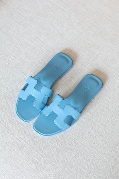 Hermès Oran sandals