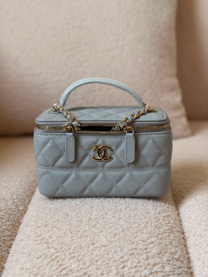 Chanel makeup 💄 bag 16 CM